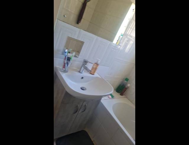 2 BEDROOM TOWNHOUSE FOR SALE IN BEDFORD GARDENS